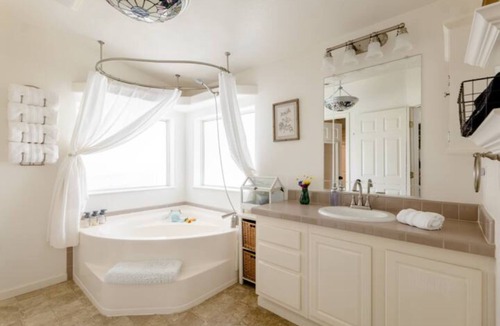 Wimberley Bed & Breakfast | BellaVida B&B and Retreat