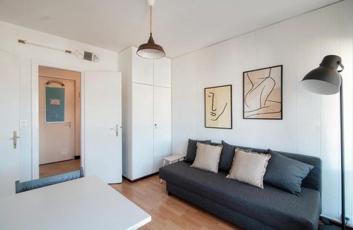Pregassona Apartment | Bellavista 3 City View