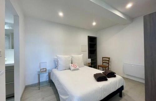 Arromanches-les-Bains Apartment | Bellavista by Melrose