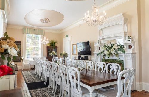 Donelson Bed & Breakfast | Belle Air Mansion and Inn