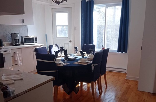 Cote-Saint-Paul House | Belle Appart Comfort and security - Coin Cosy