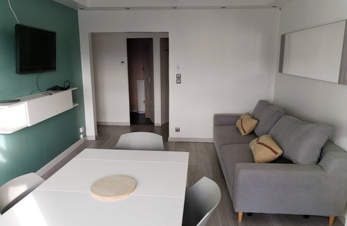 Luce Apartment | Belle Appartement à 15min du Centre Ville de Chartres Arret de bus 3min a Pieds
