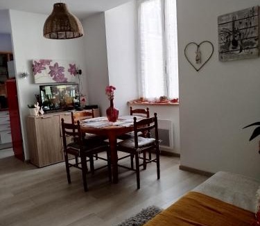 Ax-les-Thermes Apartment | BELLE appartement T2 neuf et en plein centre