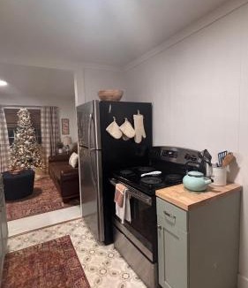 Eagle Rock House | Belle Cottage
