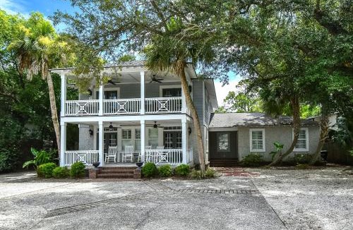 East Beach House | Belle Cottage