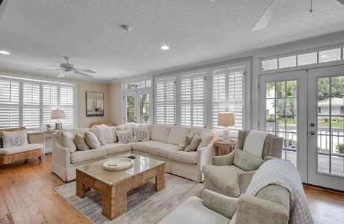 East Beach House | Belle Cottage