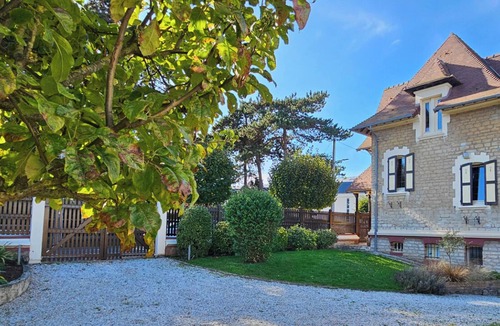 Ouistreham Villa | Belle de Normandie - Remarkable Historic Seaside Villa -Steps from the Beach