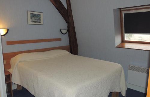 Chinon Hotel | Belle Epoque