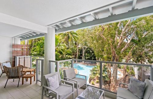Palm Cove Apartment | Belle Escapes Drift Beachfront Resort Suite 1305