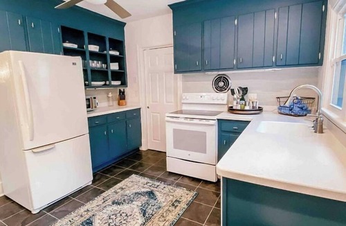 Kilmarnock House | Belle Haven - High Speed internet, walk to town