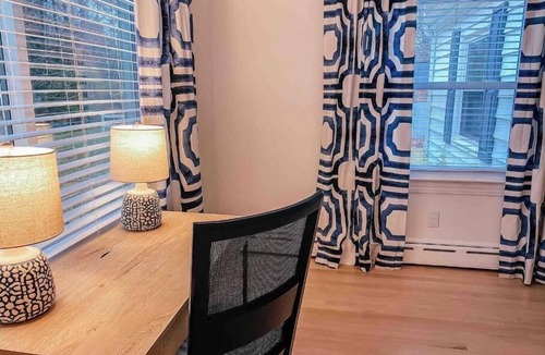 Kilmarnock House | Belle Haven - High Speed internet, walk to town