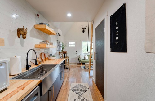 Fayetteville Cabin | Belle House at Black Oak Farms.