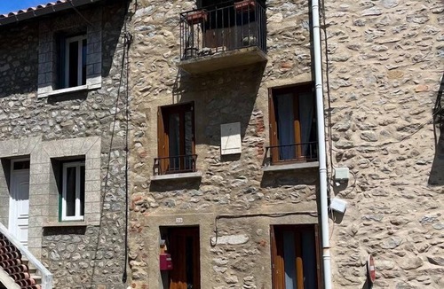 Corneilla-de-Conflent House | Belle Maison DE Village Avec Terrain A 5 Mins DES Thermes DE Vernet LES Bains