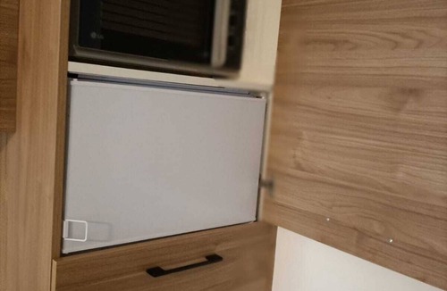 Saint-Jean-d'Angely House | Belle Maison de Ville au Bord du Plan D'eau