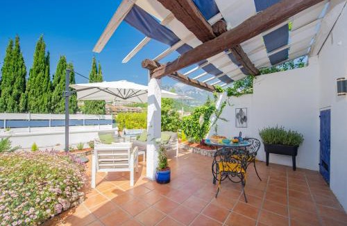 Menton House | Belle maison à Menton avec jardin de citronniers