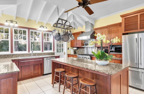 The Meadows House | BELLE MAISON ~ 5 BR/3 Ba Home w/Pool/Spa in The Meadows!