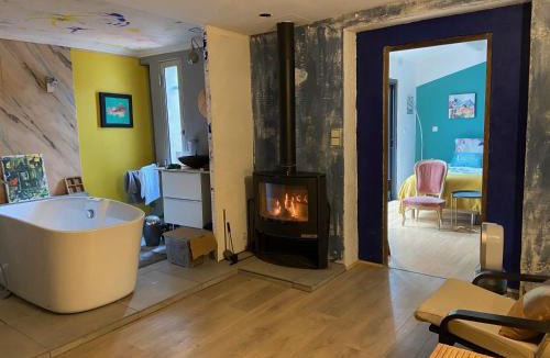 Pierrelatte Villa | Belle Maison Art Detente