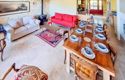 Les Esseintes House | Belle Maison Avec Piscine