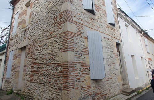 Le Passage House | Belle Maison de Ville en Pierre Entièrement Rénovée