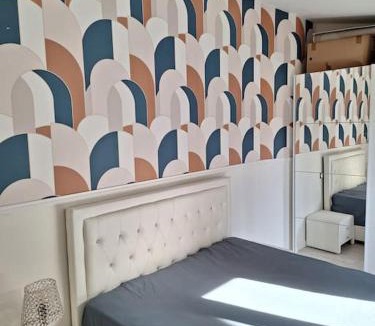 Saint-Jean-d'Angely House | Belle maison au bord du plan d'eau