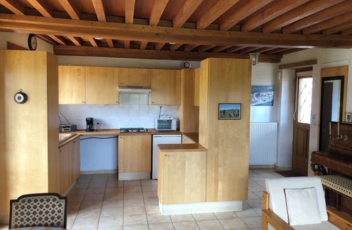 Moux-en-Morvan Villa | Belle Maison Morvandelle