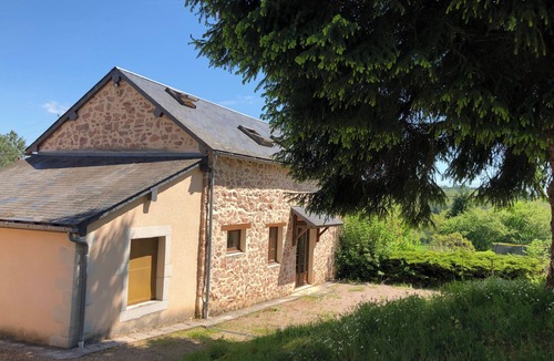 Moux-en-Morvan Villa | Belle Maison Morvandelle