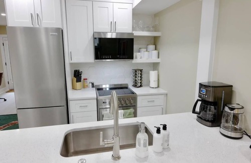 Shaw Apartment | Belle Maison Shaw Logan Circle