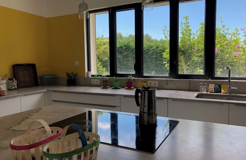 Ners House | Belle Maison Tranquille Avec Piscine et Jardin