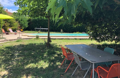 Ners House | Belle Maison Tranquille Avec Piscine et Jardin