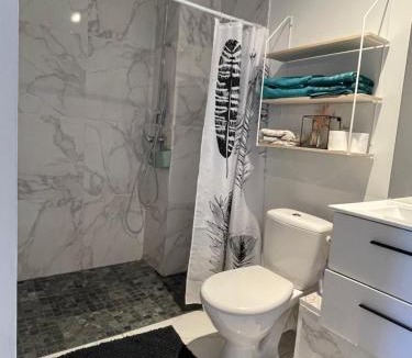 Saint-Nicolas-d'Aliermont Apartment | Belle Nuit