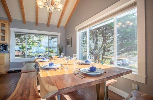 Roads End House | Belle Rive