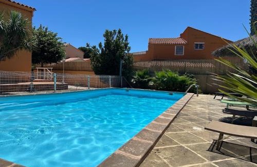Sainte-Marie-la-Mer Villa | BELLE VILLA AVEC PISCINE