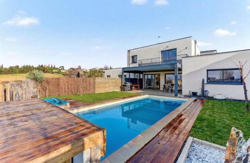 Dremil-Lafage Villa | Belle villa avec piscine et spa a lauzerville