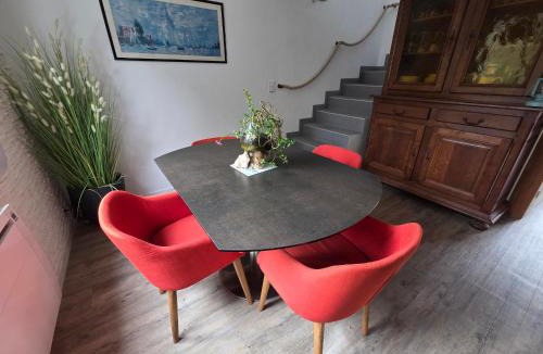 Saint-Vincent-sur-Jard House | Belle villa 6 pers à 300m de la plage avec jardin, terrasse et véranda - Saint-Vincent-sur-Jard - FR-1-194-395