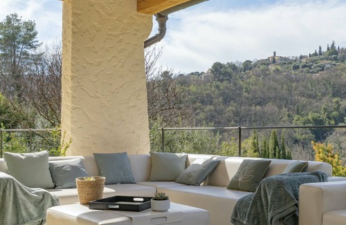 Tourrettes-sur-Loup Villa | Belle Villa Climatisée Avec Piscine
