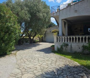 Lespignan House | Belle villa lespignan