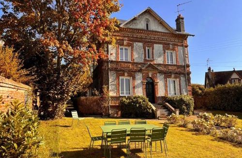 Touques Villa | Belle villa privée, limitrophe Trouville sur-mer, proche Deauville