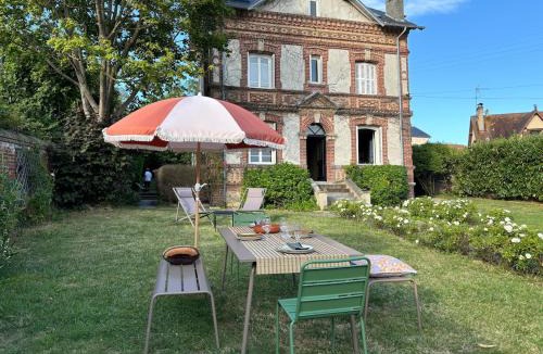 Touques Villa | Belle villa privée, limitrophe Trouville sur-mer, proche Deauville