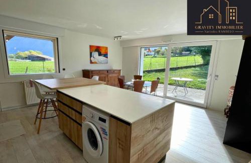 Chateauneuf Villa | Belle villa vue sur montagnes