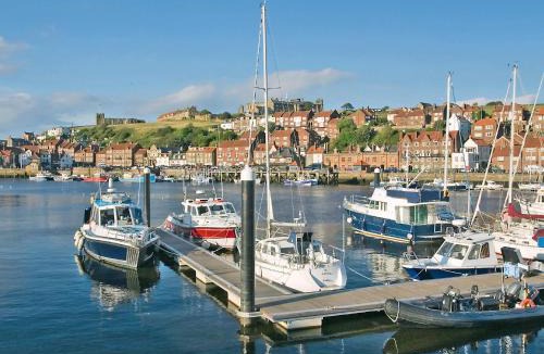West Cliff House | Belle Vue Cabin