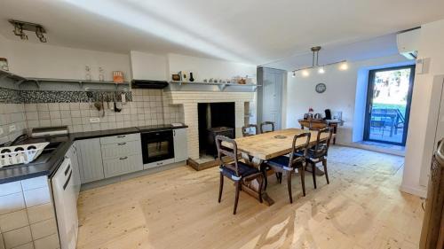 Dournazac House | Belle vue