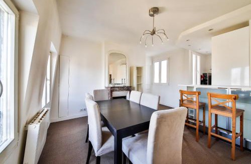 Levallois-Perret Apartment | Belle vue