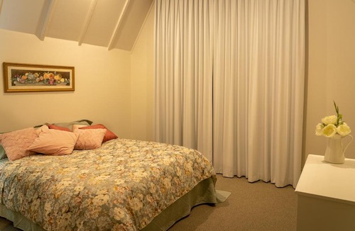 Eagle Heights Villa | Belle Vue Park Villa