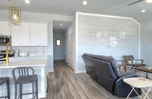 Pointe San Luis House | BELLE VUE- Pristine Bay Views - Community Pool