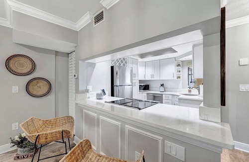 Belleair Beach Condo | Belleair Beachfront Getaway