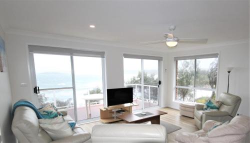 Manyana House | Bellevue