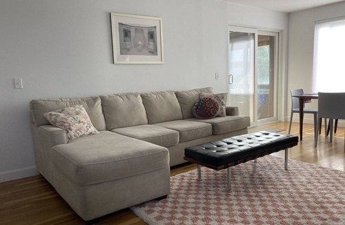 Bellevue Avenue Historic District Condo | Bellevue Ave - Pool - Steps to Everything!