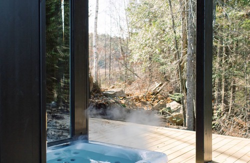 North Frontenac House | Bellevue Cottage, ON