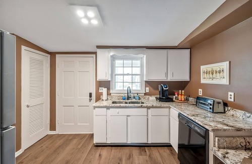 Bellevue House | Bellevue Cottage