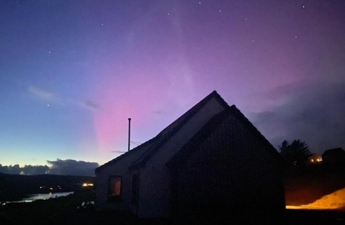 Suladale Bed & Breakfast | Bellfield. Skeabost bridge